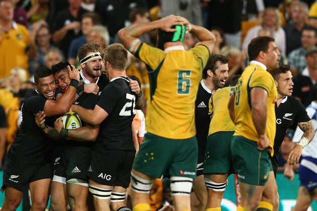 BRISBANE, AUSTRALIA - OCTOBER 18:  Malakai Fekitoa of the All Blacks celebrates scoring the winning try during The Rugby Championship match between the Australian Wallabies and the New Zealand All Blacks at Suncorp Stadium on October 18, 2014 in Brisbane, Australia.  (Photo by Cameron Spencer/Getty Images)