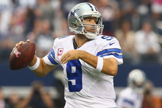ARLINGTON, TX - OCTOBER 05:  Tony Romo #9 of the Dallas Cowboys throws against the Houston Texans at AT&T Stadium on October 5, 2014 in Arlington, Texas.  (Photo by Ronald Martinez/Getty Images)