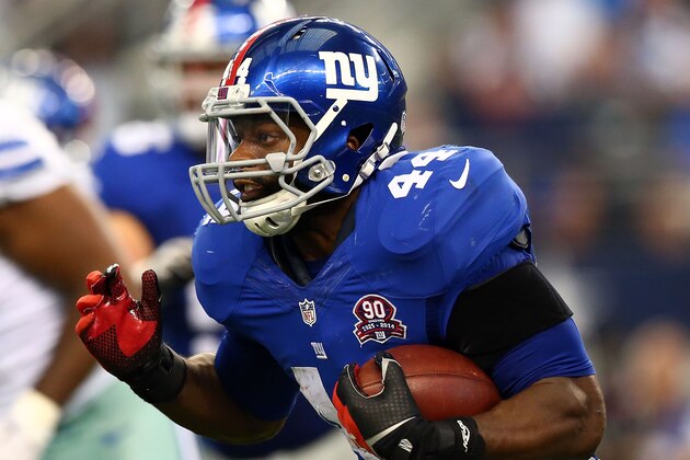 ARLINGTON, TX - OCTOBER 19:  Andre Williams #44 of the New York Giants carries the ball against the Dallas Cowboys in the second half at AT&T Stadium on October 19, 2014 in Arlington, Texas.  (Photo by Ronald Martinez/Getty Images)