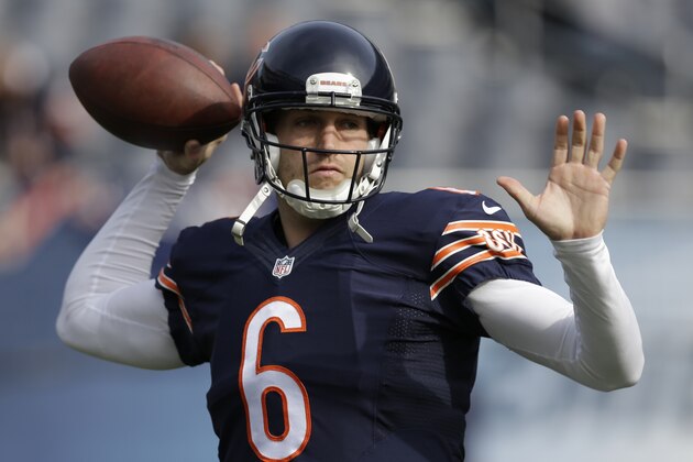 Chicago Bears quarterback Jay Cutler (6) warms up before an NFL football game against the Miami Dolphins Sunday, Oct. 19, 2014 in Chicago. (AP Photo/Nam Y. Huh) Chicago Bears quarterback Jay Cutler (6) warms up before an NFL football game against the Miami Dolphins Sunday, Oct. 19, 2014 in Chicago. (AP Photo/Nam Y. Huh)