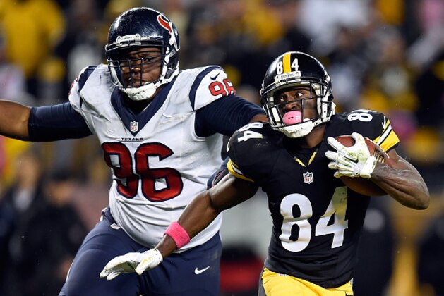 PITTSBURGH, PA - OCTOBER 20:   Antonio Brown