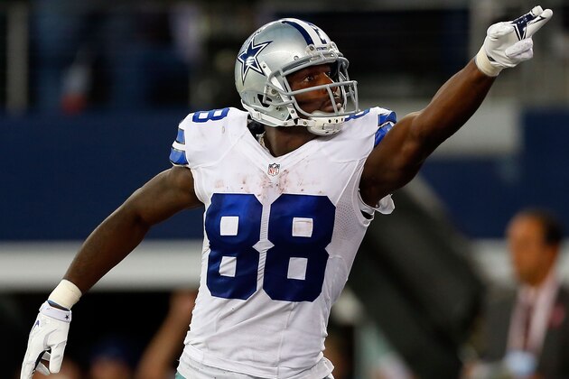ARLINGTON, TX - OCTOBER 19:  Dez Bryant #88 of the Dallas Cowboys reacts after scoring a touchdown against the New York Giants in the second half at AT&T Stadium on October 19, 2014 in Arlington, Texas.  (Photo by Wesley Hitt/Getty Images)