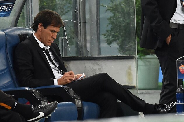 ROME, ITALY - OCTOBER 21:  Rudi Garcia head coach of AS Roma during the UEFA Champions League match between AS Roma and FC Bayern Muenchen at Stadio Olimpico on October 21, 2014 in Rome, Italy.  (Photo by Giuseppe Bellini/Getty Images)