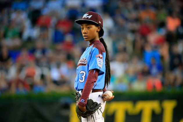 SOUTH WILLIAMSPORT, PA - AUGUST 20:  Mo'ne Davis #3 of Pennsylvania waits to pitch to a Nevada batter during the United States division game at the Little League World Series tournament at Lamade Stadium on August 20, 2014 in South Williamsport, Pennsylvania.  (Photo by Rob Carr/Getty Images)