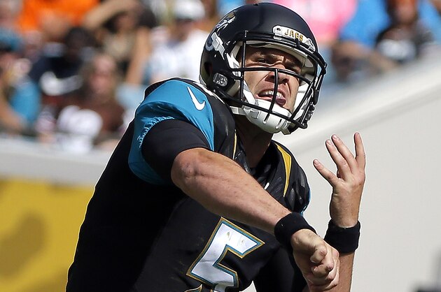 Jacksonville Jaguars quarterback Blake Bortles (5) throws downfield during the first half of an NFL football game against the Cleveland Browns, Sunday, Oct. 19, 2014, in Jacksonville, Fla. The Jaguars beat the Browns 24-6. (AP Photo/Stephen B. Morton)
