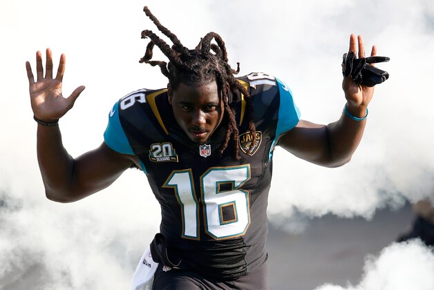 JACKSONVILLE, FL - AUGUST 28:  Denard Robinson #16 of the Jacksonville Jaguars enters the stadium before the preseason NFL game against the Atlanta Falcons at EverBank Field on August 28, 2014 in Jacksonville, Florida.  (Photo by Sam Greenwood/Getty Images)