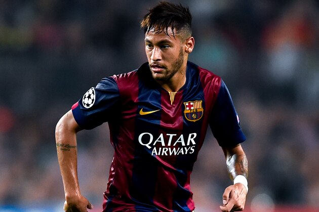 BARCELONA, SPAIN - OCTOBER 21:  Neymar of FC Barcelona runs with the ball during a UEFA Champions League Group F match between FC Barcelona and AFC Ajax at the Camp Nou Stadium on October 21, 2014 in Barcelona, Spain.  (Photo by David Ramos/Getty Images)
