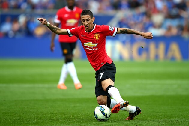 LEICESTER, ENGLAND - SEPTEMBER 21:  Angel di Maria of Manchester United controls the ball during the Barclays Premier League match between Leicester City and Manchester United at The King Power Stadium on September 21, 2014 in Leicester, England.  (Photo by Clive Rose/Getty Images)