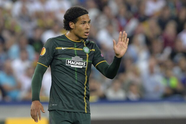 SALZBURG,AUSTRIA - SEPTEMBER 18:  Virgil van Dijk of Celtic in action during the UEFA Europa League Group D match between FC Salzburg and Celtic FC on September 18, 2014 in Salzburg,Austria. (Photo by Samuel Kubani/EuroFootball/Getty Images)