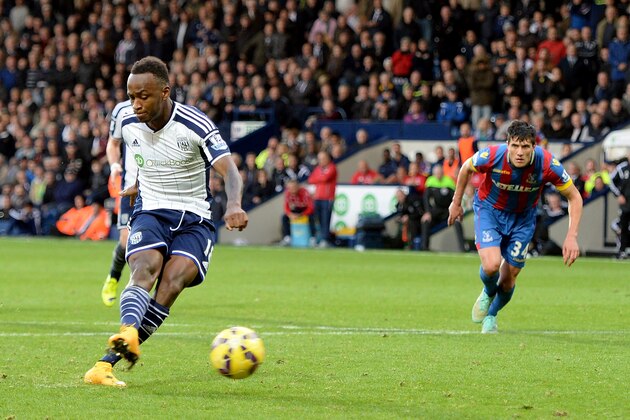WEST BROMWICH, ENGLAND - OCTOBER 25:  Saido Berahino of West Bromwich Albion scores their secon goal from the penalty spot during the Barclays Premier League match between West Bromwich Albion and Crystal Palace at The Hawthorns on October 25, 2014 in West Bromwich, England.  (Photo by Ross Kinnaird/Getty Images)