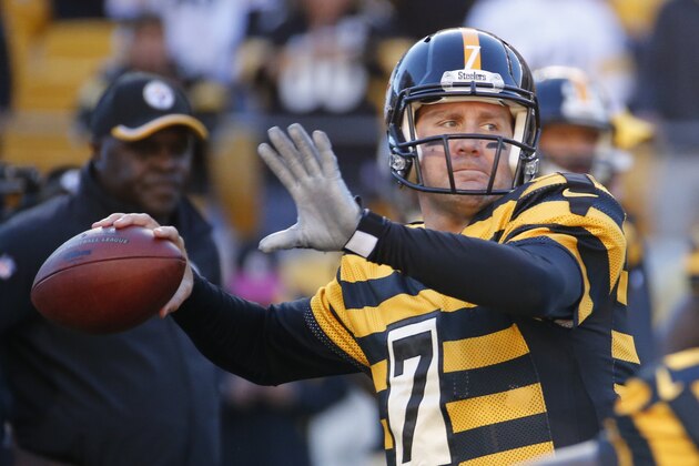 Pittsburgh Steelers quarterback Ben Roethlisberger (7) warms up before the NFL football game against the Indianapolis Colts, Sunday, Oct. 26, 2014 in Pittsburgh. (AP Photo/Gene J. Puskar)