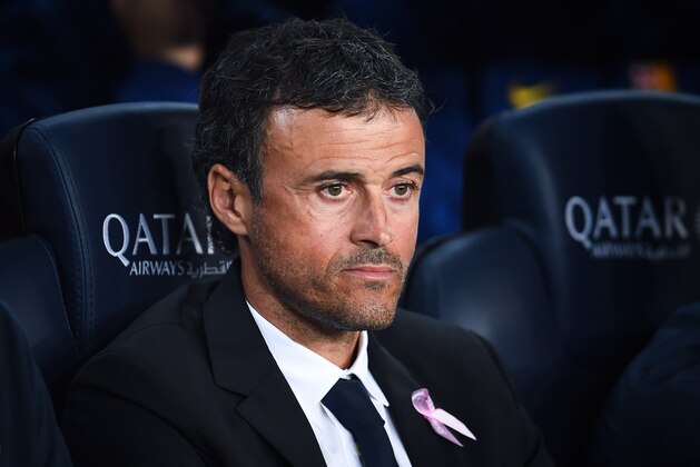 BARCELONA, SPAIN - OCTOBER 18:  Head coach Luis Enrique of FC Barcelona looks on during the La Liga match between FC Barcelona and SD Eibar at Camp Nou on October 18, 2014 in Barcelona, Spain.  (Photo by David Ramos/Getty Images)