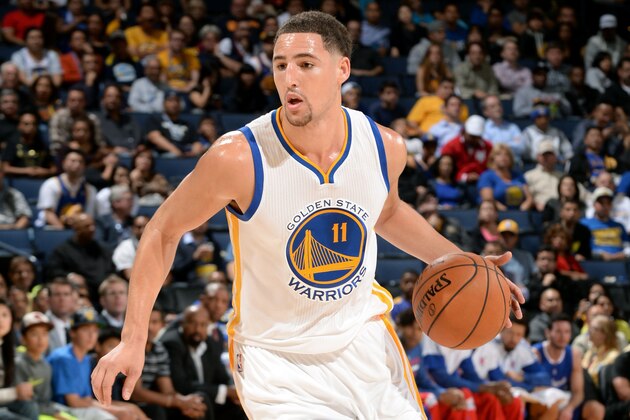 OAKLAND, CA - OCTOBER 21: Klay Thompson #11 of the Golden State Warriors handles the ball against the Los Angeles Clippers on October 21, 2014 at Oracle Arena in Oakland, California. NOTE TO USER: User expressly acknowledges and agrees that, by downloading and/or using this Photograph, user is consenting to the terms and conditions of Getty Images License Agreement. Mandatory Copyright Notice: Copyright 2014 NBAE (Photo by Noah Graham/NBAE via Getty Images)