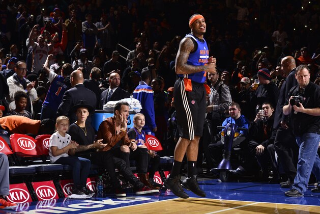 NEW YORK, NY - OCTOBER 26:  Carmelo Anthony #7 of the New York Knicks warms up during open practice at the Madison Square Garden on October 26, 2014 in New York City, New York. NOTE TO USER: User expressly acknowledges and agrees that, by downloading and/or using this Photograph, user is consenting to the terms and conditions of the Getty Images License Agreement. Mandatory Copyright Notice: Copyright 2014 NBAE (Photo by David Dow/NBAE via Getty Images)