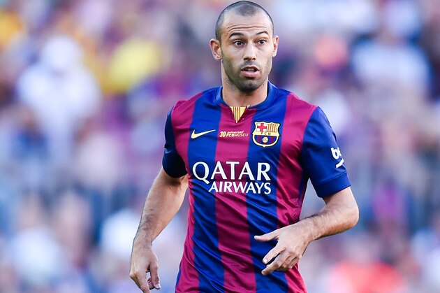 BARCELONA, SPAIN - SEPTEMBER 27:  Javier Mascherano of FC Barcelona runs with the ball during the La Liga match between FC Barcelona and Granada CF at Camp Nou on September 27, 2014 in Barcelona, Spain.  (Photo by David Ramos/Getty Images)
