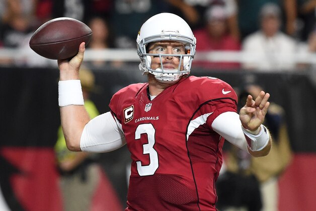 GLENDALE, AZ - OCTOBER 26:  Quarterback Carson Palmer #3 of the Arizona Cardinals throws a pass against the Philadelphia Eagles in the second half of the NFL game at University of Phoenix Stadium on October 26, 2014 in Glendale, Arizona.  The Cardinals won 24-20. (Photo by Norm Hall/Getty Images)