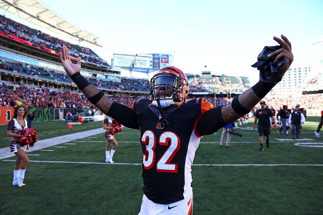 CINCINNATI, OH - OCTOBER 26 :  Jeremy Hill #32 of the Cincinnati Bengals celebrates as he walks off of the field after defeating the Baltimore Ravens 27-24 at Paul Brown Stadium on October 26, 2014 in Cincinnati, Ohio. (Photo by Andy Lyons/Getty Images)