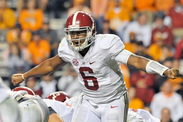 Oct 25, 2014; Knoxville, TN, USA; Alabama Crimson Tide quarterback Blake Sims (6) signals from the line against the Tennessee Volunteers during the second half at Neyland Stadium. Alabama won 34-20. Mandatory Credit: Jim Brown-USA TODAY Sports