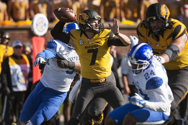 Missouri quarterback Maty Mauk sets to throw during the first quarter of an NCAA college football game against Kentucky, Saturday, Nov. 1, 2014, in Columbia, Mo. (AP Photo/L.G. Patterson)