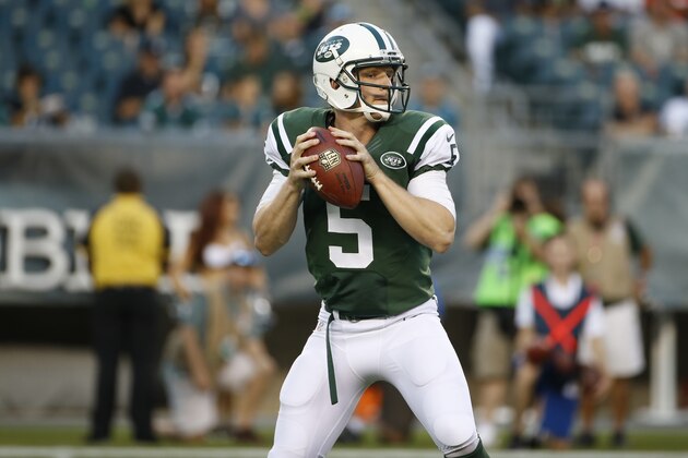 New York Jets' Matt Simms is seen during an NFL pre season football game against the Philadelphia Eagles on Thursday, Aug. 28, 2014, in Philadelphia. (AP Photo/Michael Perez)