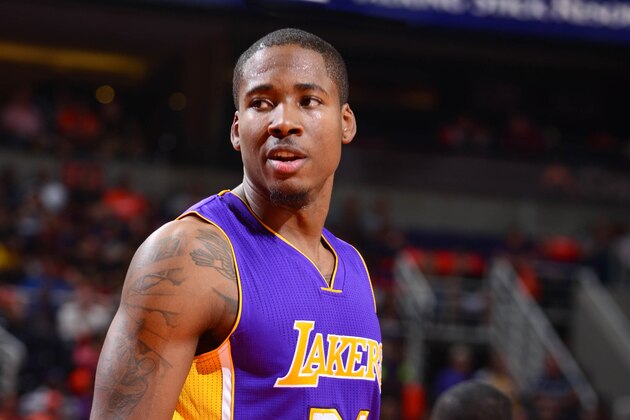 PHOENIX, AZ - OCTOBER 29: Ed Davis #21 of the Los Angeles Lakers during the game on October 29, 2014 at U.S. Airways Center in Phoenix, Arizona. NOTE TO USER: User expressly acknowledges and agrees that, by downloading and or using this photograph, user is consenting to the terms and conditions of the Getty Images License Agreement. Mandatory Copyright Notice: Copyright 2014 NBAE (Photo by Barry Gossage/NBAE via Getty Images)
