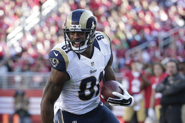 St. Louis Rams wide receiver Kenny Britt (81) runs toward the end zone to score on a 21-yard touchdown reception during the second quarter of an NFL football game against the San Francisco 49ers in Santa Clara, Calif., Sunday, Nov. 2, 2014. (AP Photo/Marcio Jose Sanchez)