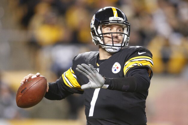 Nov 2, 2014; Pittsburgh, PA, USA; Pittsburgh Steelers quarterback Ben Roethlisberger (7) passes the ball against the Baltimore Ravens during the first quarter at Heinz Field. Mandatory Credit: Charles LeClaire-USA TODAY Sports