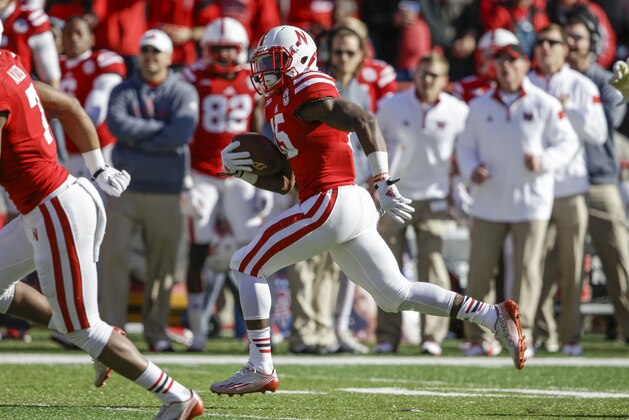 Nebraska wide receiver De'Mornay Pierson-El (15) carries the ball in the first half of an NCAA college football game against Purdue in Lincoln, Neb., Saturday, Nov. 1, 2014. (AP Photo/Nati Harnik)