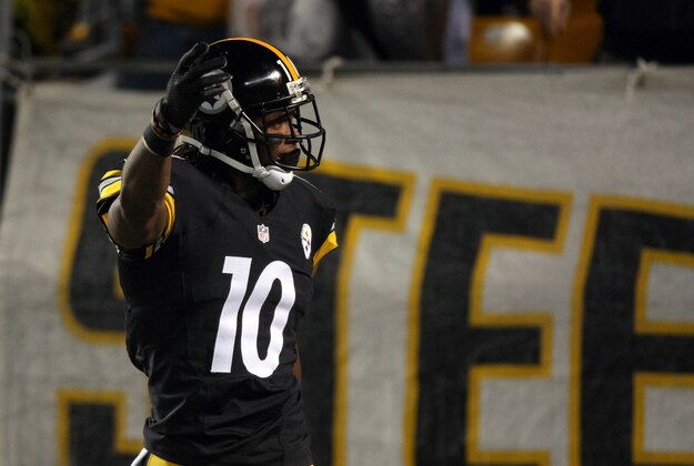 Oct 20, 2014; Pittsburgh, PA, USA; Pittsburgh Steelers wide receiver Martavis Bryant (10) celebrates his touchdown catch against the Houston Texans during the first half at Heinz Field. Mandatory Credit: Jason Bridge-USA TODAY Sports