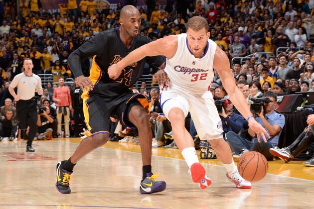 LOS ANGELES, CA - OCTOBER 31: Blake Griffin #32 of the Los Angeles Clippers handles the ball against the Los Angeles Lakers on October 31, 2014 at STAPLES Center in Los Angeles, California. NOTE TO USER: User expressly acknowledges and agrees that, by downloading and/or using this Photograph, user is consenting to the terms and conditions of Getty Images License Agreement. Mandatory Copyright Notice: Copyright 2014 NBAE (Photo by Andrew D. Bernstein/NBAE via Getty Images)