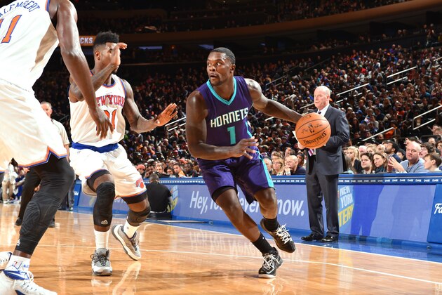 NEW YORK, NY - NOVEMBER 2: Lance Stephenson #1 of the Charlotte Hornets drives to the basket against the New York Knicks, during the game on November 2, 2014 at Madison Square Garden in New York City, New York. NOTE TO USER: User expressly acknowledges and agrees that, by downloading and or using this Photograph, user is consenting to the terms and conditions of the Getty Images License Agreement. Mandatory Copyright Notice: Copyright 2014 NBAE (Photo by Jesse Garrabrant/NBAE via Getty Images)