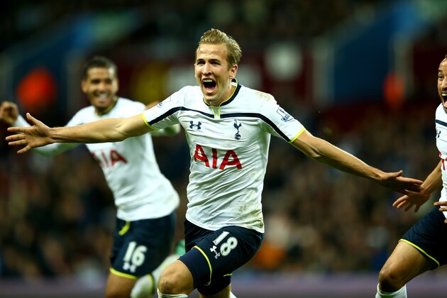 BIRMINGHAM, ENGLAND - NOVEMBER 02:  Harry Kane of Spurs scores their second goal during the Barclays Premier League match between Aston Villa and Tottenham Hotspur at Villa Park on November 2, 2014 in Birmingham, England.  (Photo by Richard Heathcote/Getty Images)
