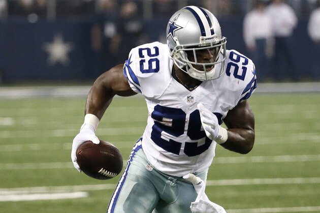 Dallas Cowboys running back DeMarco Murray (29) gains yardage on a run during an NFL football game against the Washington Redskins, Monday, Oct. 27, 2014, in Arlington, Texas. (AP Photo/Brandon Wade)