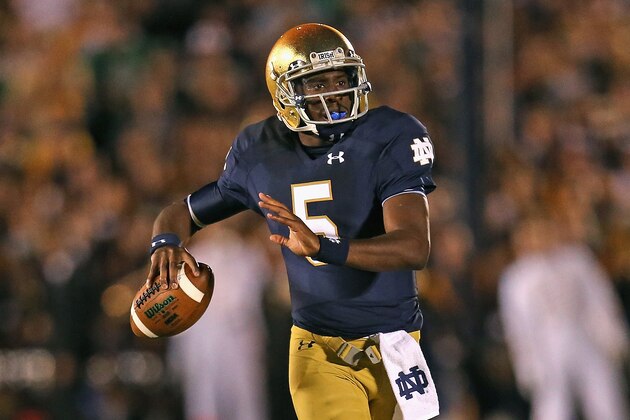 SOUTH BEND, IN - SEPTEMBER 06:  Everett Golson #5 of the Notre Dame Fighting Irish passes against the Michigan Wolverines at Notre Dame Stadium on September 6, 2014 in South Bend, Indiana. Notre Dame defeated Michigan 31-0.  (Photo by Jonathan Daniel/Getty Images)
