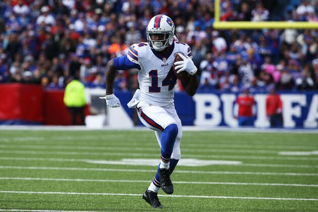 ORCHARD PARK, NY - OCTOBER 19:   Sammy Watkins #14 of the Buffalo Bills runs after the catch against the Minnesota Vikings during the first half at Ralph Wilson Stadium on October 19, 2014 in Orchard Park, New York.  (Photo by Tom Szczerbowski/Getty Images)