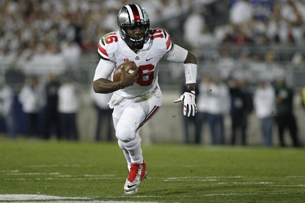STATE COLLEGE, PA - OCTOBER 25:  J.T. Barrett #16 of the Ohio State Buckeyes rushes during the game against the Penn State Nittany Lions on October 25, 2014 at Beaver Stadium in State College, Pennsylvania.  (Photo by Justin K. Aller/Getty Images)