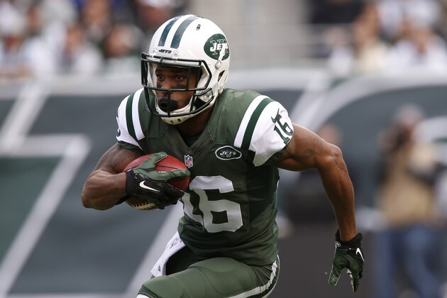 New York Jets wide receiver Percy Harvin (16) returns a kickoff during the first half of an NFL football game against the Buffalo Bills  Sunday, Oct. 26, 2014, in East Rutherford.  (AP Photo/Kathy Willens)