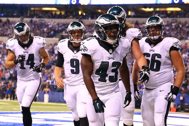 INDIANAPOLIS, IN - SEPTEMBER 15:  Running back Darren Sproles #43 of the Philadelphia Eagles celebrates a third quarter touchdown against the Indianapolis Colts during a game at Lucas Oil Stadium on September 15, 2014 in Indianapolis, Indiana.  (Photo by Andy Lyons/Getty Images)