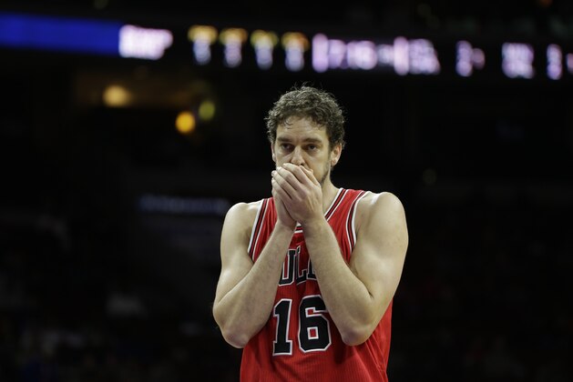 Chicago Bulls' Pau Gasol in action during an NBA basketball game against the Philadelphia 76ers, Friday, Nov. 7, 2014, in Philadelphia. (AP Photo/Matt Slocum)