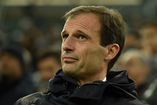 TURIN, ITALY - NOVEMBER 04:  Juventus head coach Massimiliano Allegri looks on during the UEFA Champions League group A match between Juventus and Olympiacos FC at Juventus Arena on November 4, 2014 in Turin, Italy.  (Photo by Valerio Pennicino/Getty Images)