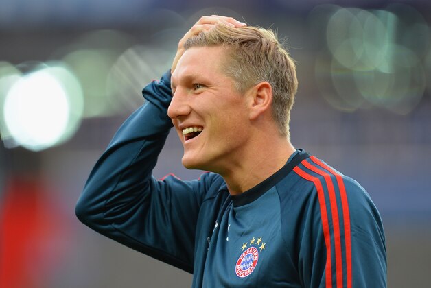 PRAGUE, CZECH REPUBLIC - AUGUST 29:  Bastian Schweinsteiger of FC Bayern Munchen during a training session prior to the UEFA Super Cup match between FC Bayern Munchen and Chelsea at Stadion Eden on August 29, 2013 in Prague, Czech Republic.  (Photo by Shaun Botterill/Getty Images)