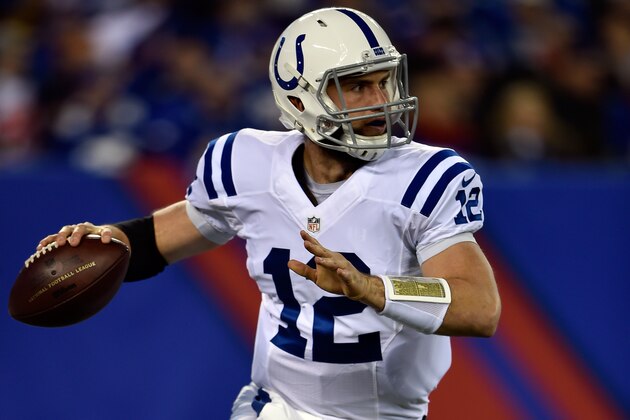 EAST RUTHERFORD, NJ - NOVEMBER 03:  Andrew Luck #12 of the Indianapolis Colts looks to throw a pass in the in the first quarter against the New York Giants during their game at MetLife Stadium on November 3, 2014 in East Rutherford, New Jersey.  (Photo by Al Bello/Getty Images)