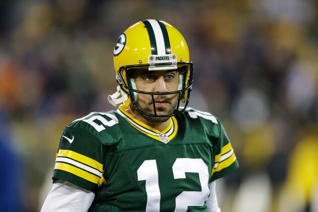 GREEN BAY, WI - NOVEMBER 9:  Quarterback Aaron Rodgers #12 of the Green Bay Packers warms up prior to the NFL game against the Chicago Bears at Lambeau Field on November 09, 2014 in Green Bay, Wisconsin.  (Photo Tom Lynn /Getty Images)