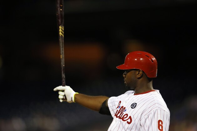 Philadelphia Phillies' Ryan Howard bats during a baseball game against the Pittsburgh Pirates, Monday, Sept. 8, 2014, in Philadelphia. (AP Photo/Matt Slocum)