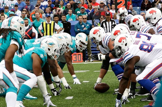 ORCHARD PARK, NY - SEPTEMBER 14:  The Buffalo Bills square off against the Miami Dolphins during the first half at Ralph Wilson Stadium on September 14, 2014 in Orchard Park, New York.  (Photo by Michael Adamucci/Getty Images)