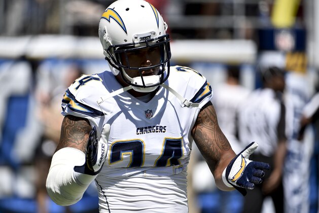 San Diego Chargers running back Ryan Mathews warms up before an  NFL football game against the Seattle Seahawks on Sunday, Sept. 14, 2014, in San Diego. (AP Photo/Denis Poroy)