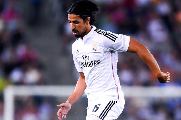 BARCELONA, SPAIN - OCTOBER 29:  Sami Khedira of Real Madrid CF runs with the ball during the Copa Del Rey Round of 32 first leg match at Power8 Stadium on October 29, 2014 in Barcelona, Spain.  (Photo by David Ramos/Getty Images)