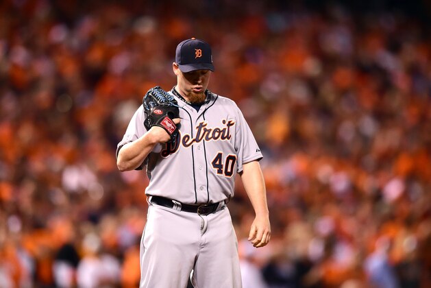 BALTIMORE, MD - OCTOBER 02:  Phil Coke #40 of the Detroit Tigers reacts after giving up a walk in the eighth inning against the Baltimore Orioles during Game One of the American League Division Series at Oriole Park at Camden Yards on October 2, 2014 in Baltimore, Maryland.  (Photo by Patrick Smith/Getty Images)