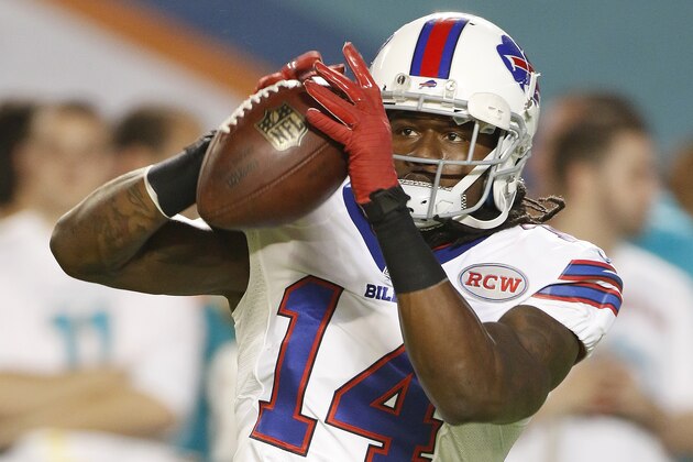 MIAMI GARDENS, FL - NOVEMBER 13:  Wide receiver Sammy Watkins #14 of the Buffalo Bills warms up before a game against the Miami Dolphins at Sun Life Stadium on November 13, 2014 in Miami Gardens, Florida.  (Photo by Marc Serota/Getty Images)