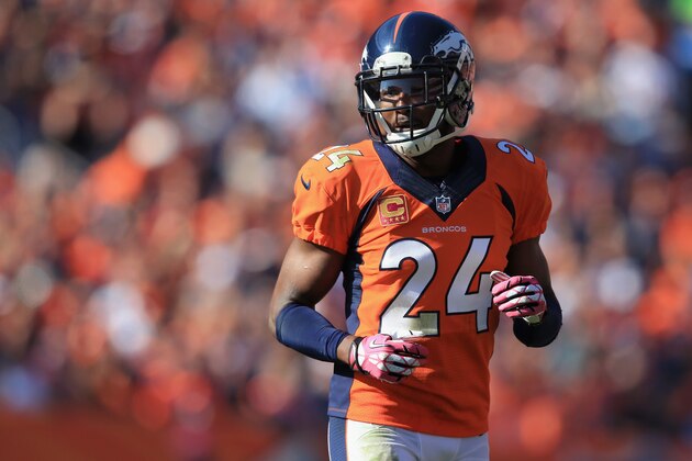 DENVER, CO - OCTOBER 13:  Cornerback Champ Bailey #24 of the Denver Broncos plays defense against the Jacksonville Jaguars at Sports Authority Field at Mile High on October 13, 2013 in Denver, Colorado. The Broncos defeated the Jaguars 35-19.  (Photo by Doug Pensinger/Getty Images)